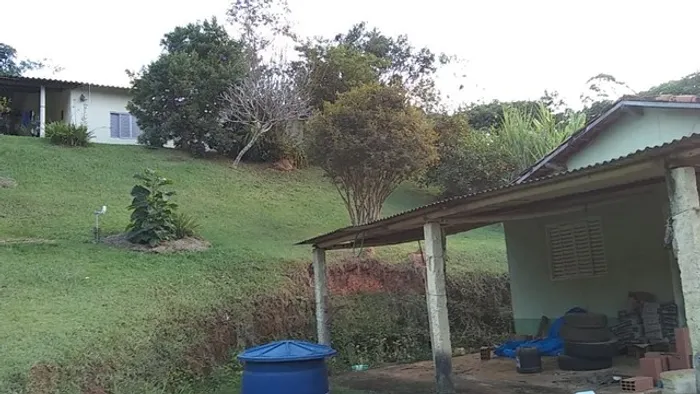 Chácara com 2.160m² em Jambeiro - SP