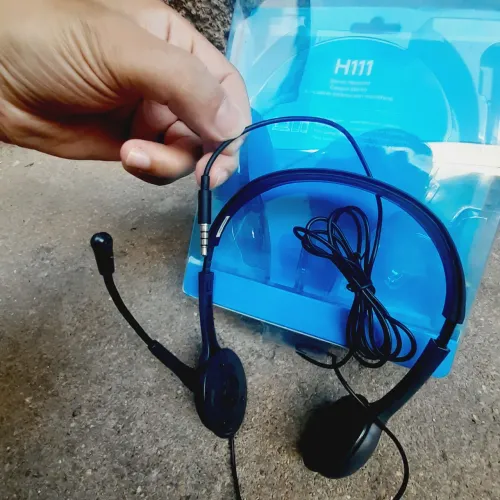 Fone Logitech P2