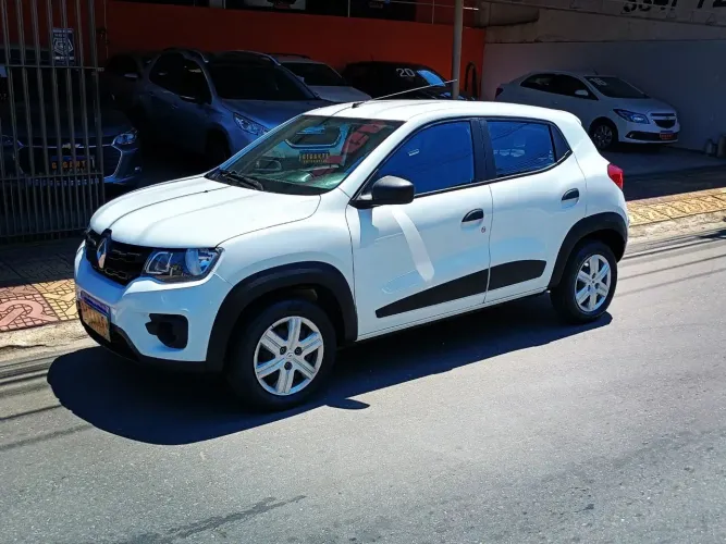 Kwid Zem. IPVA 2026 por nossa conta. Financiamos sua entrada em até 21 X no cartão.