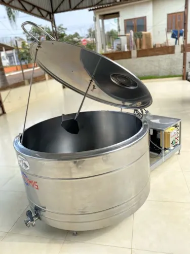Tanque Misturador de 500 Litros Refrigerado Açaí Sorvetes Caldas Leite Sucos Com Garantia