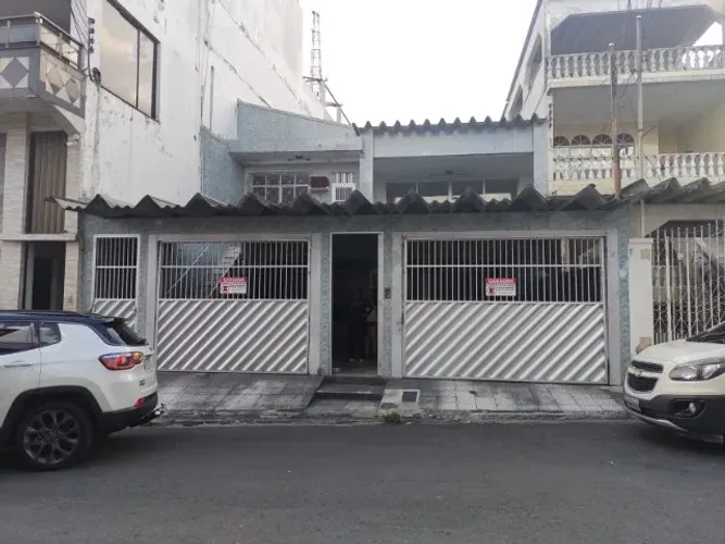Vendo linda casa ideal para Fins Comerciais, como Sindicatos, Repartições e Clínicas,