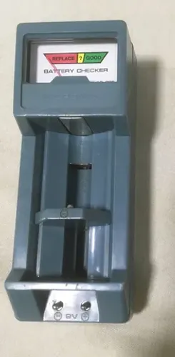Testador de Baterias 1,5V e 9V Micronta vintage colecionador