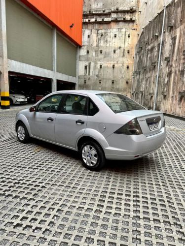 Imagem de Ford Fiesta Sedan 1.0 8V Flex 4P 2012