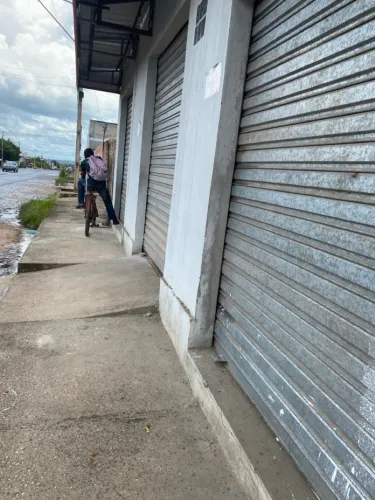 Vendo 4 porta de enrolar