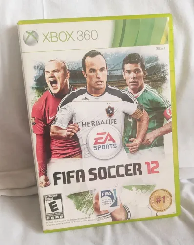 FIFA SOCCER 12 para Xbox 360.