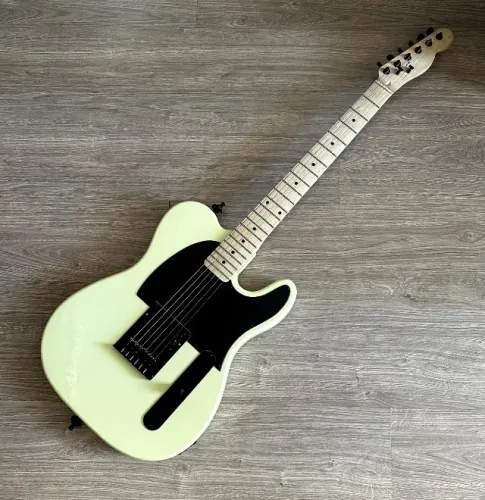Guitarra Telecaster inspirada Jim Root