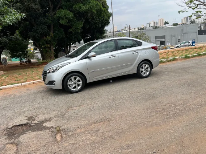 Hb20s premium sedam 1.6 Automático 2018 (Para pessoas Exigentes )