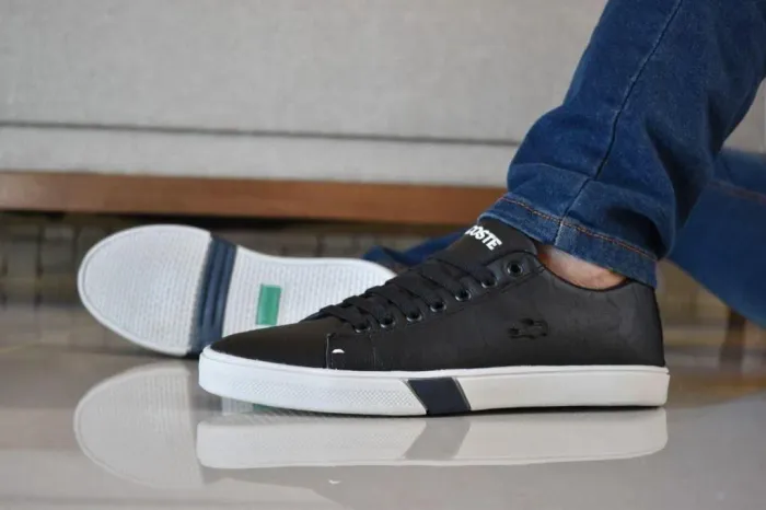 Sapatênis social Lacoste