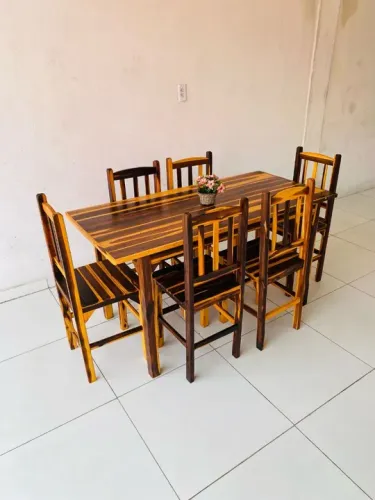 Conjunto Mesa de Jantar 6 Cadeiras fixo 