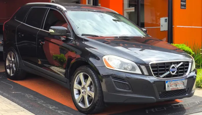 Volvo XC60 2013 Parcelas de R$ 1.599,00