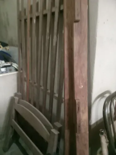 Cama de Madeira Rústica C colchão 