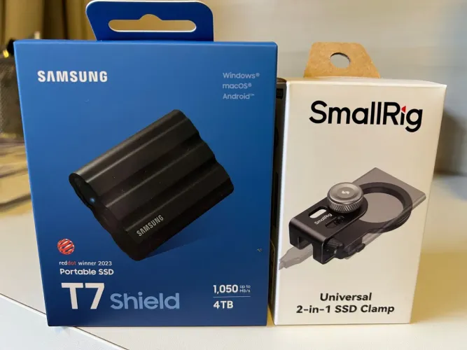 Samsung T7 ssd 4TB com suporte SmallRig