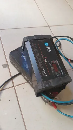 Fonte  JFA Storm 200A ( 220v)