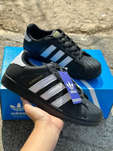 Adidas Superstar Preto e Branco
