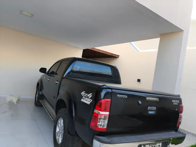 Toyota Hilux CD SRV D4-d 4X4 3.0 TDI Diesel AUT 2012