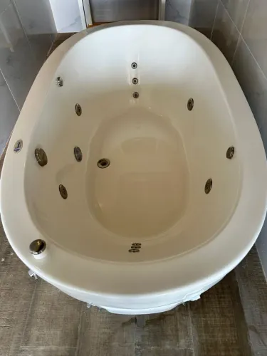 Vende-Se (Vejam na Descrição abaixo)