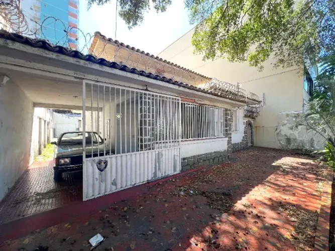 Vendo Casa em Bento Ferreira com 500m² de Terreno e 280m² Construído - R$ 2.500.000