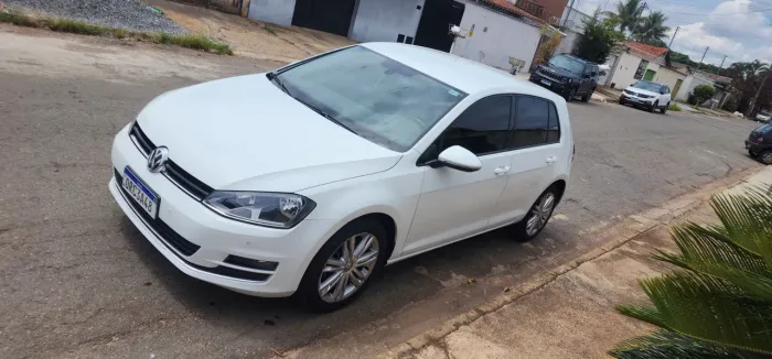 Volkswagen Golf Highline 1.4 TSI 140cv Aut. 2014