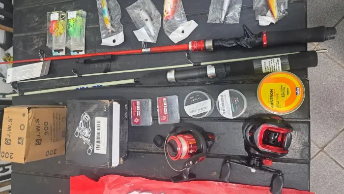 Acessórios de pesca novos 