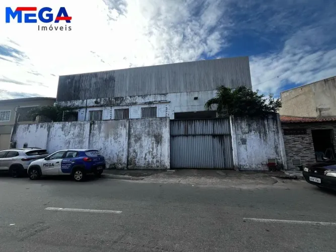 Galpão no bairro Presidente Kennedy em Fortaleza, CE