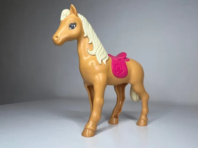 Cavalo de brinquedo da Barbie
