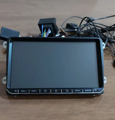 Central Multimídia Automotiva com Tela Touchscreen
