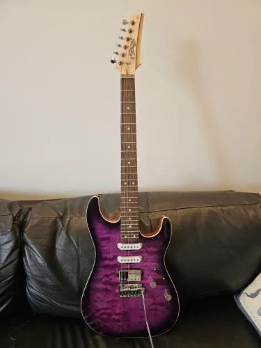 Guitarra Seizi Katana Hashira - Purple Haze