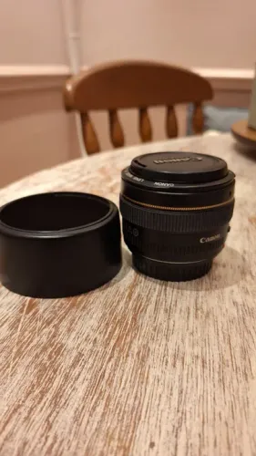 Canon 50mm f/1.4 USM