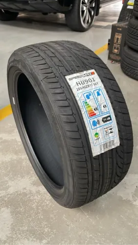 Pneus 205 40 R17 speedmax novo 