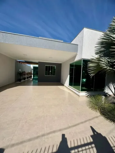 Conforto e Segurança em um Só Lugar: Sua Nova Casa Espera por Você!