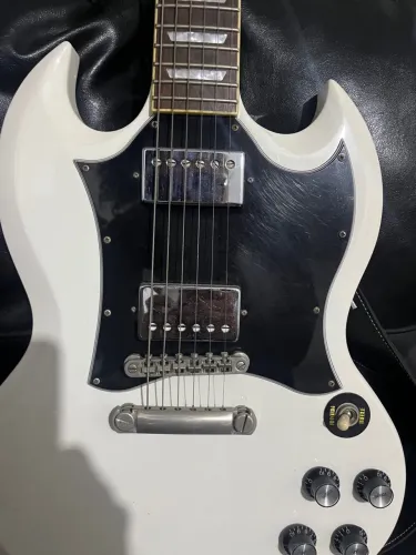 Guitarra Epiphone Alpine White 
