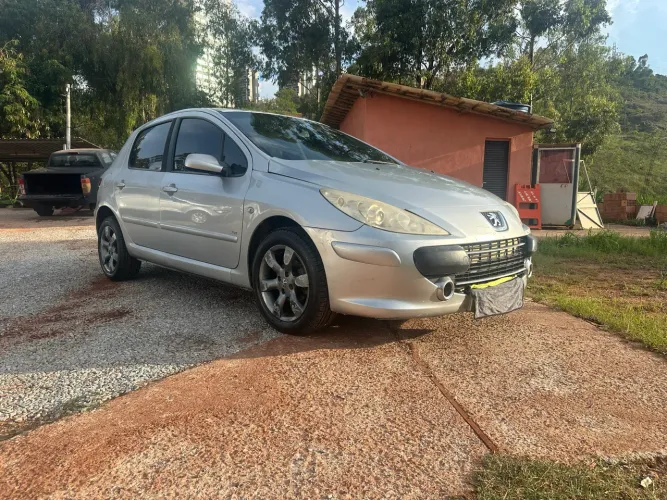 Peugeot 307 Soleil/ Presence 1.6/1.6 Flex 16V 5P 2011