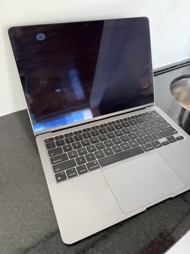 MacBook Air M1
