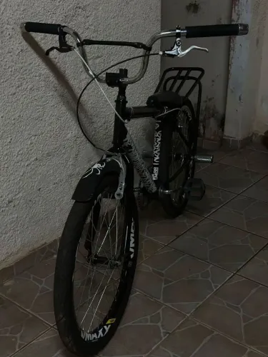 Montadinha aro 24 BEM MONTADA DIVIDO NO CARTÃO