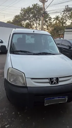 Peugeot Partner Furgão 1.6 16v/ 1.6 16V Flex 3P 2018