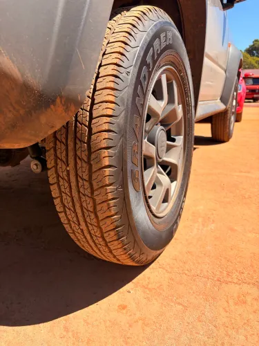 4 PNEUS DUNLOP 195/80/15 novíssimos