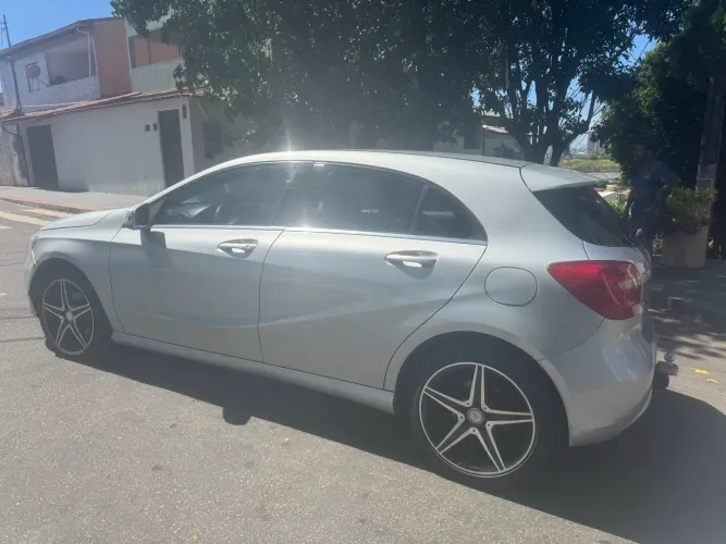 Mercedes-Benz Classe A 200 1.6 TB 16V Style 156cv Aut. 2013