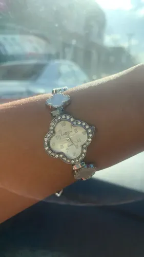 Relógio feminino prata