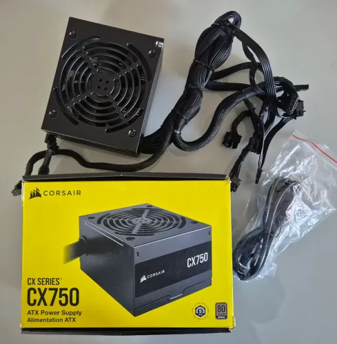 Fonte 750w corsair 80plus