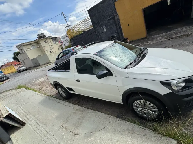 Volkswagen Saveiro Robust 1.6 Total Flex 16V 2023