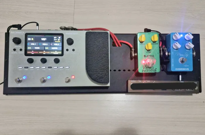 Pedalboard Matribox 2 + pedais