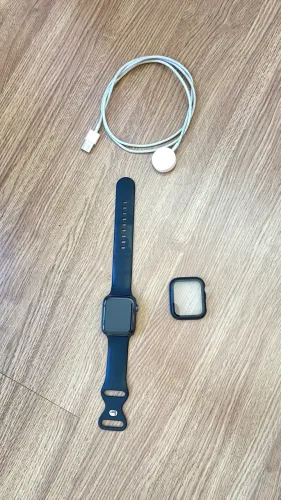 Apple Watch SE tela queimada mas o resto funciona