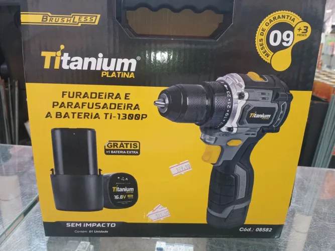 Parafusadeira e Furadeira Titanium TI-1300P - Nova