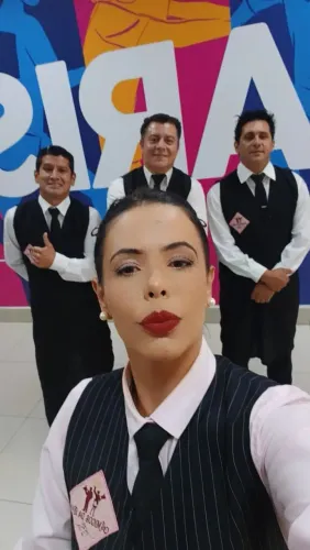 Equipe Amigos da Lola | Garçons, Copeiros e Maitre para Eventos e Festas
