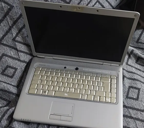 Notebook Dell Inspiron 1525 Pp29L 19.5v 3.34A pra retirar peças