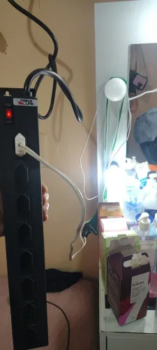 Régua extensora 8 tomadas tripolares 20A