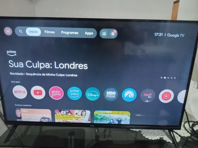 Tv 32" TCL três meses de uso ,acompanha antena digital. Telefone whats * entrego