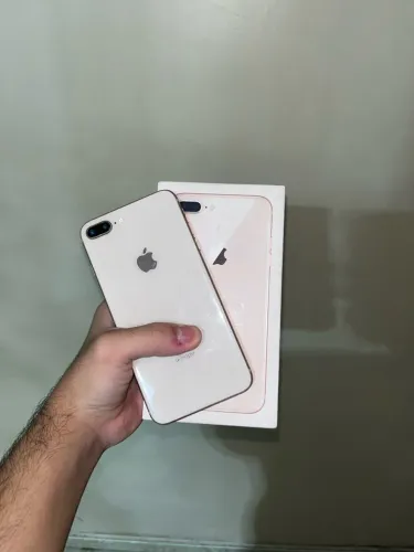 iPhone 8 Plus