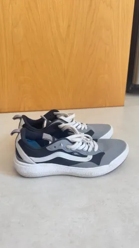 Tênis Vans UltraRange Cinza e Preto