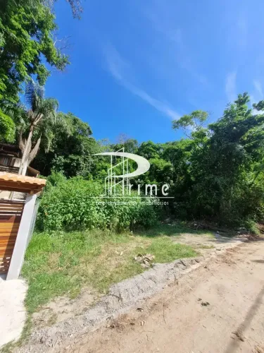 Terreno de 450 m² à venda no Engenho do Mato pronto para construir
